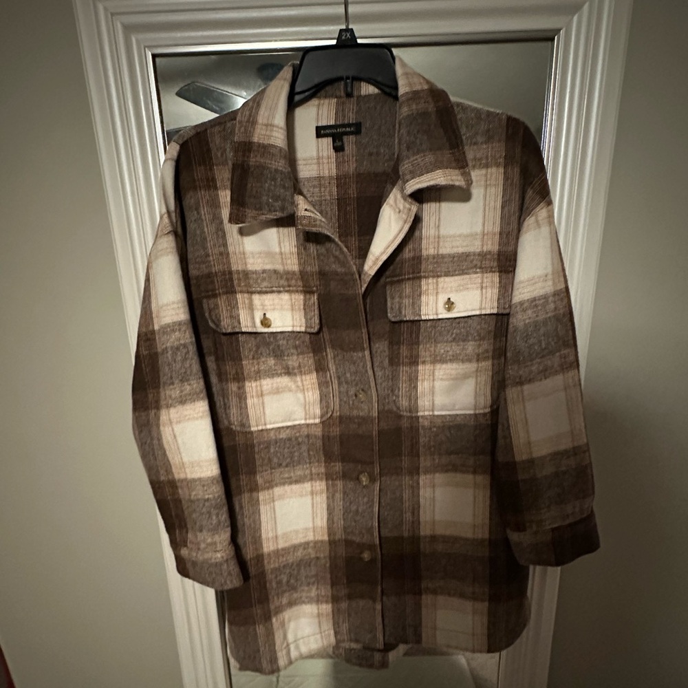 Women’s size L Large Banana Republic Shirt / Jacket / Shaket